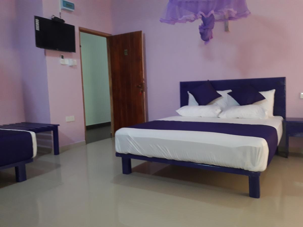 Bevary City Hotel Anuradhapura Exterior foto