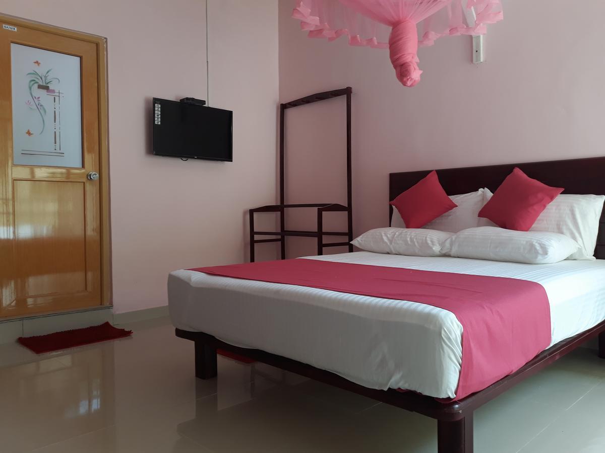 Bevary City Hotel Anuradhapura Exterior foto